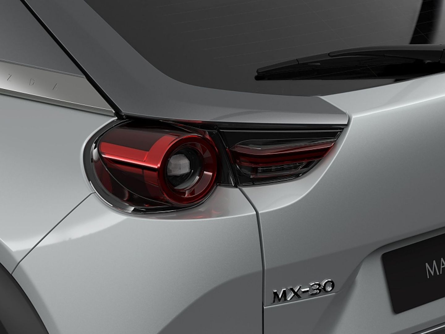 Die Rücklichter erinnern an den MX-5
