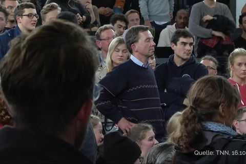 Bernd Luckes Vorlesung an der Uni Hamburg wurde erneut von Demonstranten gestört