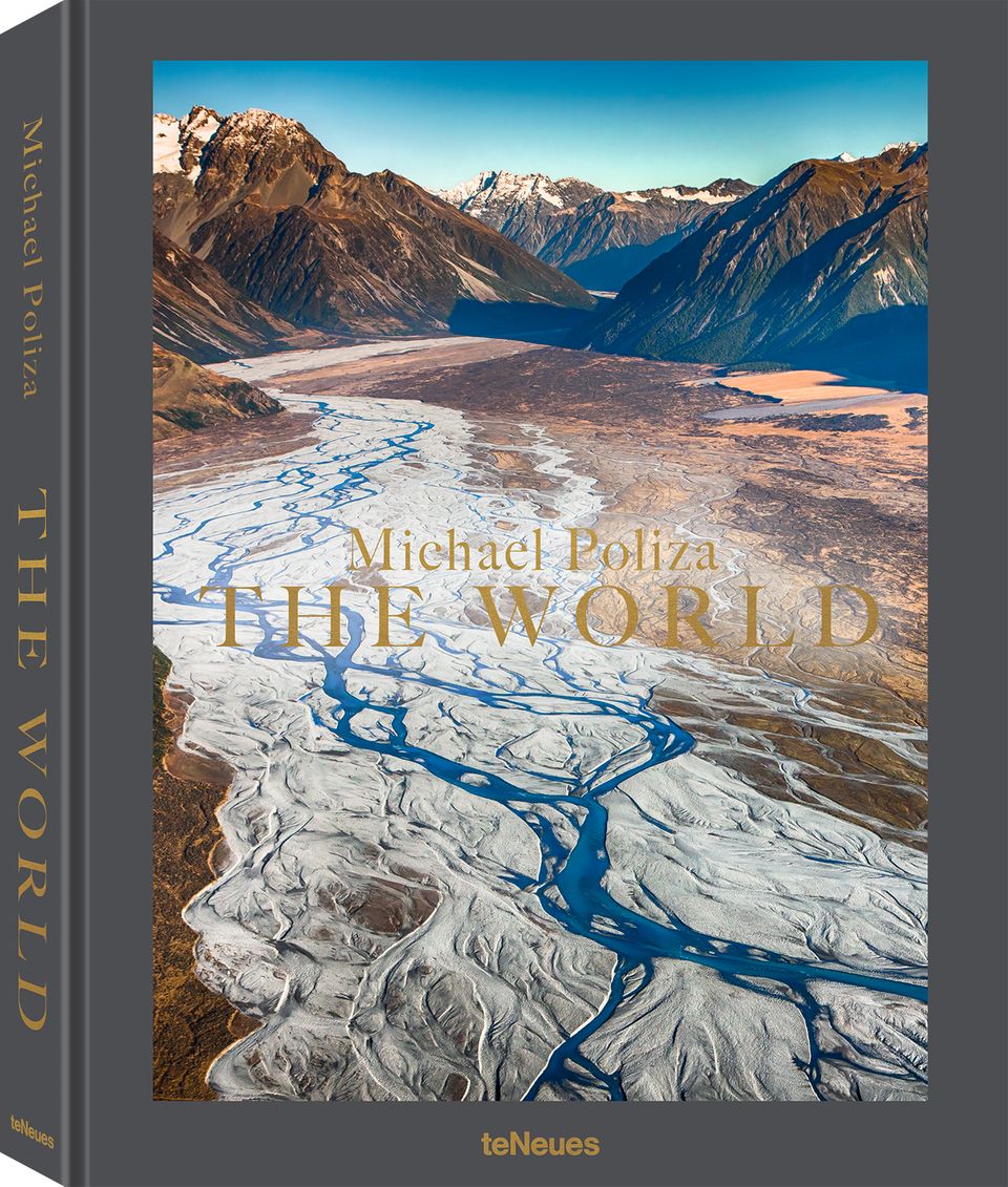 "The World" von Michael Poliza "The World" von Michael Poliza