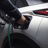 Der DS 3 Crossback E-Tense lässt sich im besten Fall in 30 Minuten zu 80% aufladen