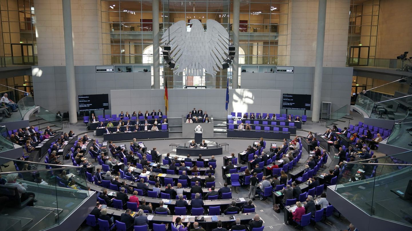 Der Plenarsaal des Deutschen Bundestages