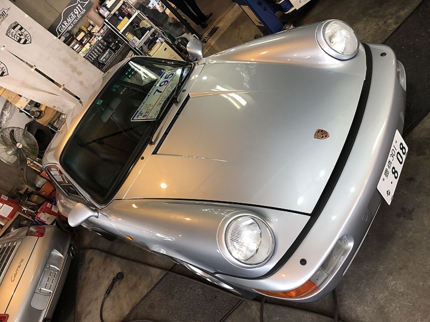 Porsche Garage 911 in Tokio