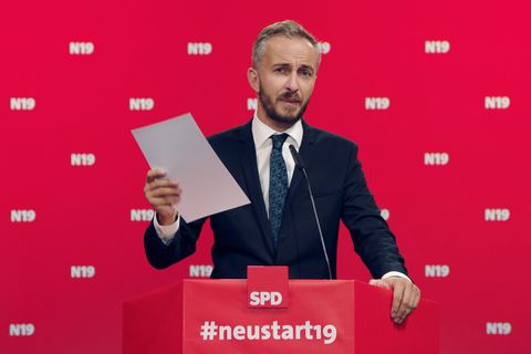 #Neustart19: Böhmermann zieht Ambitionen für SPD-Vorsitz zurück