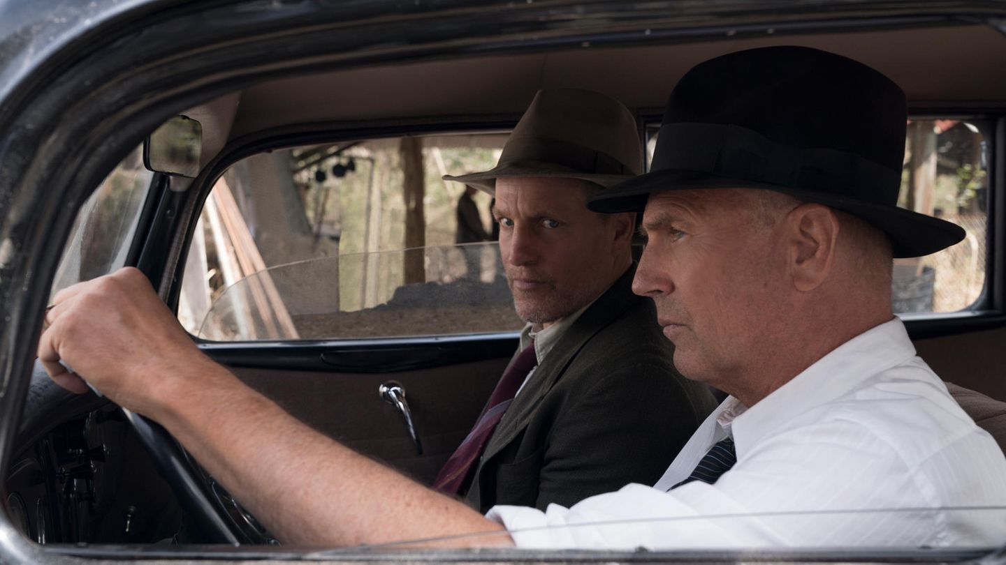 Streaming: Film Platz 6: "The Highwaymen" Kevin Costner und Woody Harrelson als alternde Texas Ranger auf der Jagd nach Bonnie und Clyde - "The Highwaymen" hätte so wohl auch im Kino seine Zuschauer gefunden. Bei Netflix wurde der Streifen zum Hit: 40 Millionen Abrufe gab es in den ersten vier Wochen. Streaming: Film Platz 6: "The Highwaymen" Kevin Costner und Woody Harrelson als alternde Texas Ranger auf der Jagd nach Bonnie und Clyde - "The Highwaymen" hätte so wohl auch im Kino seine Zuschauer gefunden. Bei Netflix wurde der Streifen zum Hit: 40 Millionen Abrufe gab es in den ersten vier Wochen.