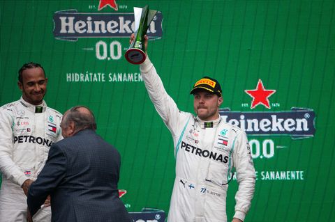 Valtteri Bottas und Lewis Hamilton auf dem Treppchen in Mexiko