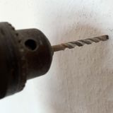 "Die Höhle der Löwen": Nun heißt es bei den kleinen Markierungen zu bohren.