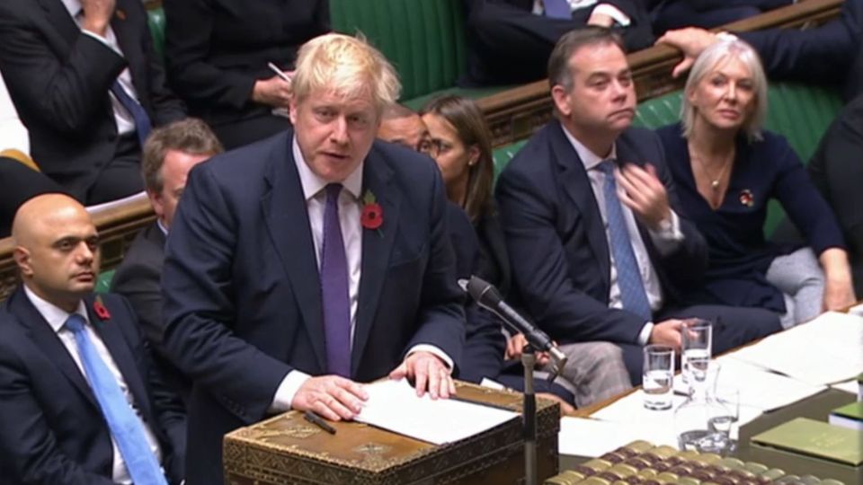 Boris Johnson während der Debatte vor der Abstimmung über eine Neuwahl am 12. Dezember