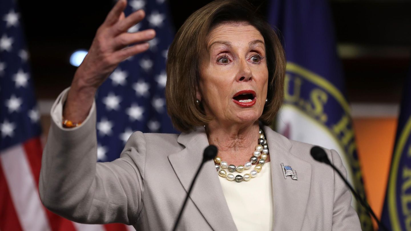 Nancy Pelosi und die Demokraten planen eine erste Abstimmung zu Impeachment-Ermittlungen