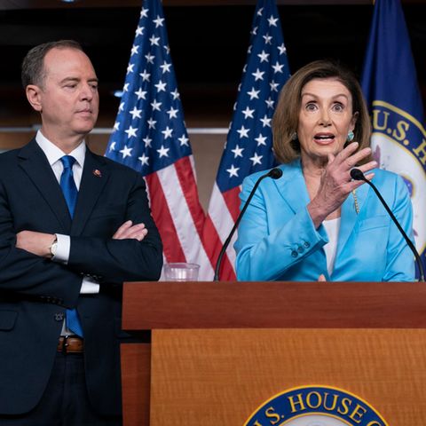 Nancy Pelosi und Adam Schiff