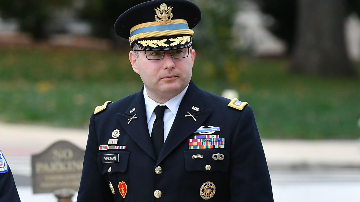 Lieutenant Colonel Alexander Vindman auf dem Weg zu seiner Aussage