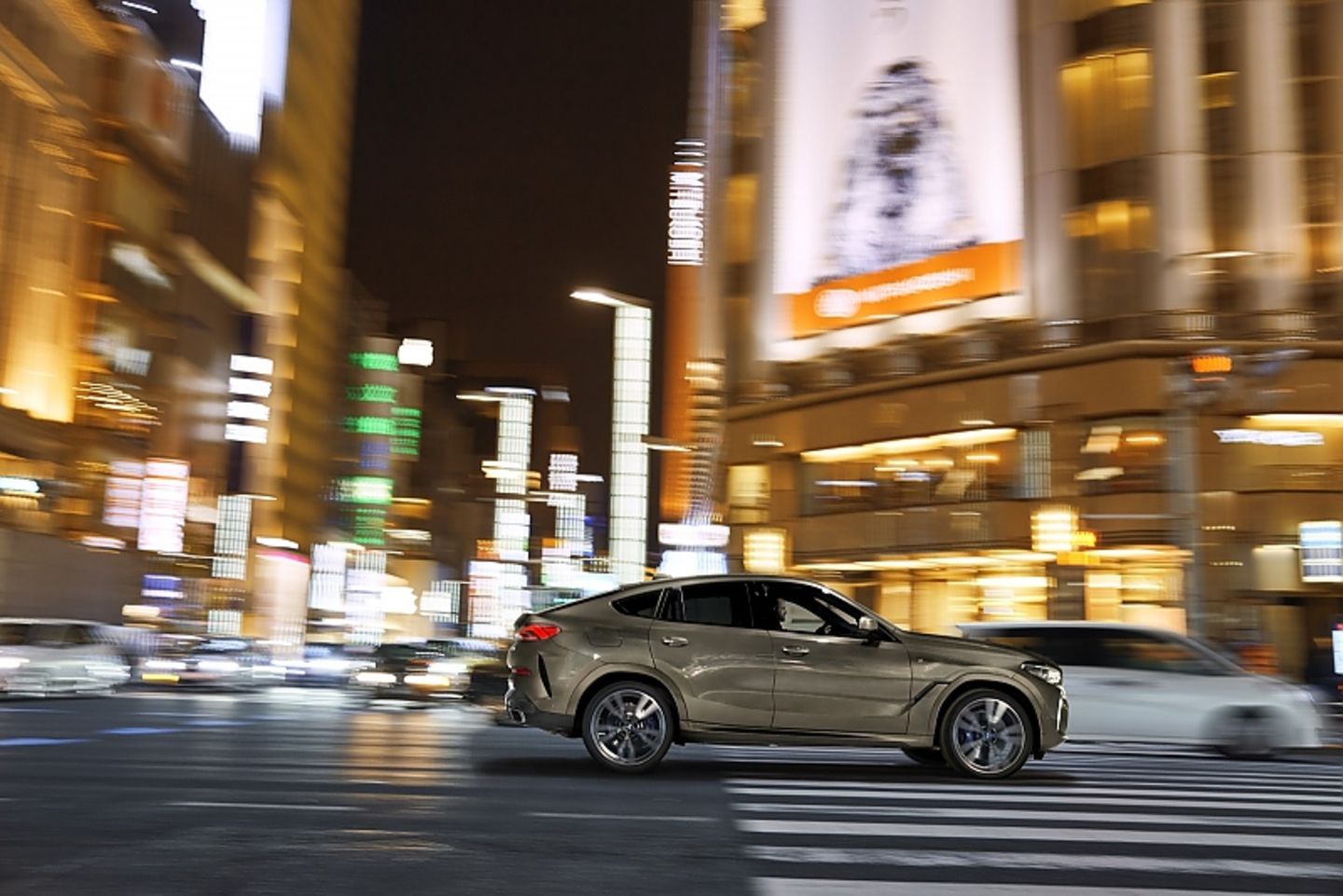 BMW X6 M50i xDrive