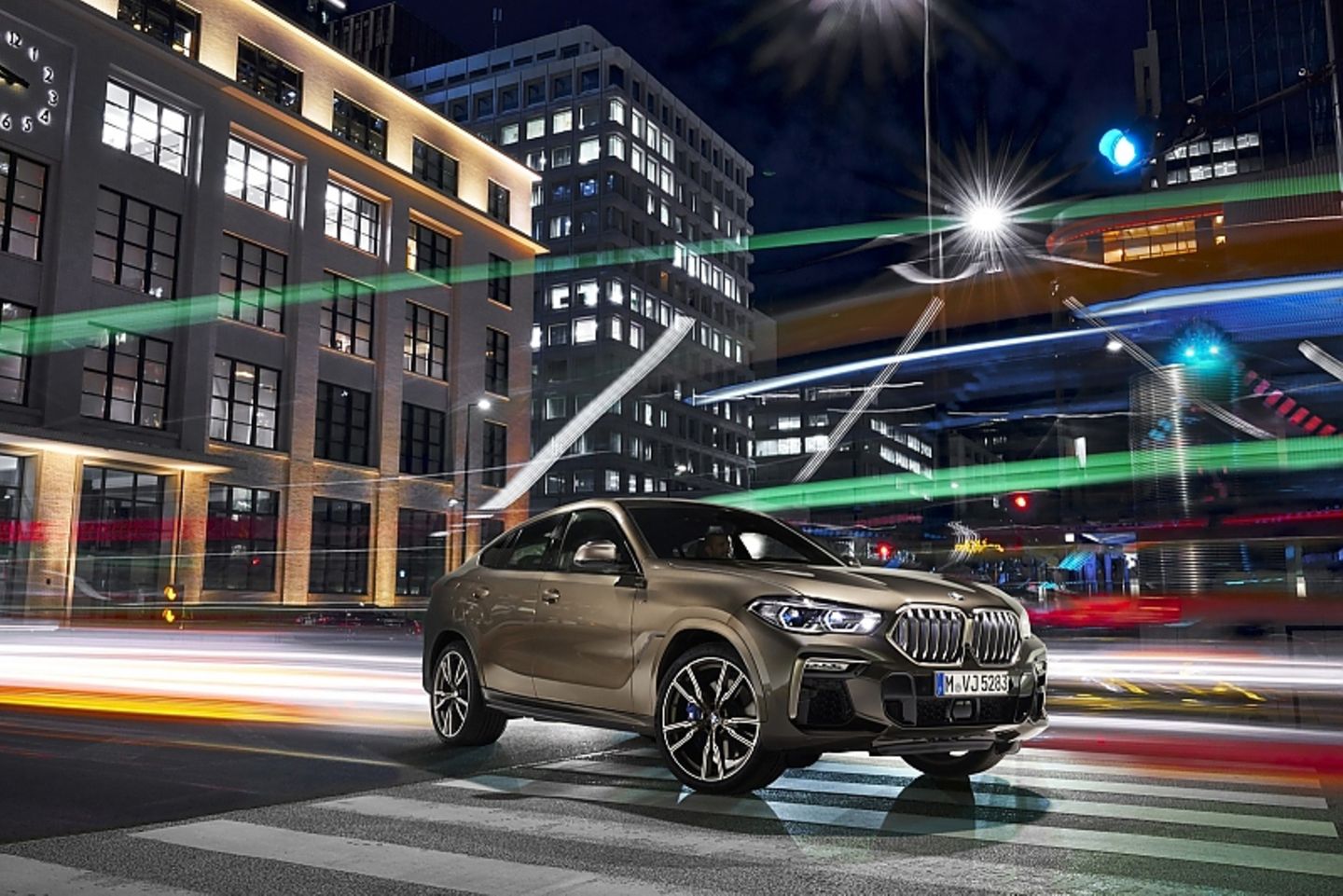 BMW X6 M50i xDrive
