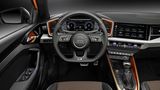 Der 10,1 Zoll große Infotainment-Touchscreen ist gut eingepasst
