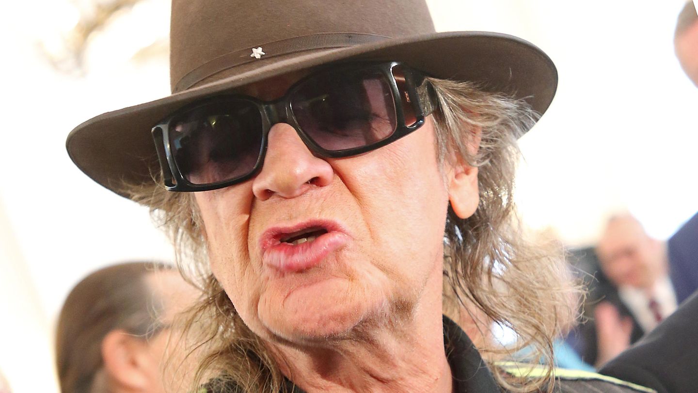 Udo Lindenberg mit Hut und Sonnenbrille