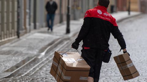 Paketdienste DPD Weihnachtszeit