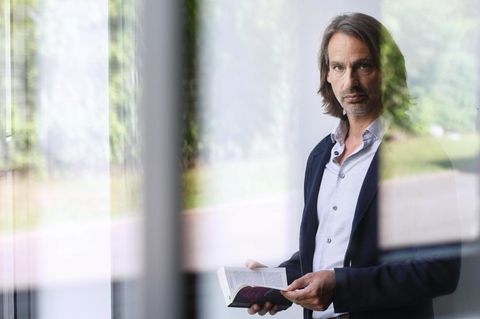 *** SPECIAL FEE *** HIGHRES ON REQUEST *** Richard David Precht, Autor und Philosoph, Moderator, Fernsehen, TV, Medien, Portrait, Einzelportrait, Europa, Deutschland, 2018, Engl.: Richard David Precht, author of popular science books, philosopher, tv pr...