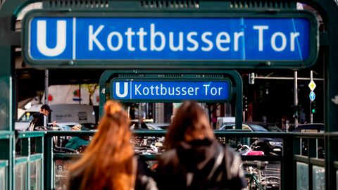 Der Berliner U-Bahnhof Kottbusser Tor