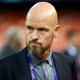 Erik ten Hag  Der Trainer von Ajax Amsterdam kennt die Bayern gut - und er gilt schon seit langem als Lieblingskandidat von Bayern-Boss Karl-Heinz-Rummenigge. Unter Pep Guardiola coachte ten Hag von 2013 bis 2015 Bayern II und arbeitete mit Pap Guardiola zusammen. In der vergangenen Saison spielte er mit Ajax in der Gruppenphase zweimal gegen die Münchner und holte jeweils ein Unentschieden. Ten Hag steht für den niederländischen Power- und Offensivstil. Taktisch betrachtet ist ten Hag der Gegenentwurf zu Kovac, wäre aber wohl erst ab Sommer 2020 zu haben. Ajax-Manager Marc Overmars machte deutlich, dass er ten Hag keine Steine in den Weg legen würde.   Wahrscheinlichkeit: hoch