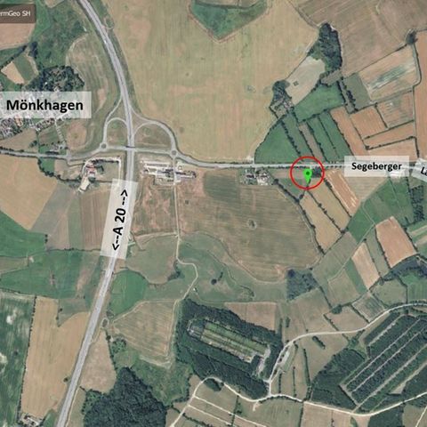 Satellitenbild mit dem Fundort der 20-Jährigen bei Lübeck