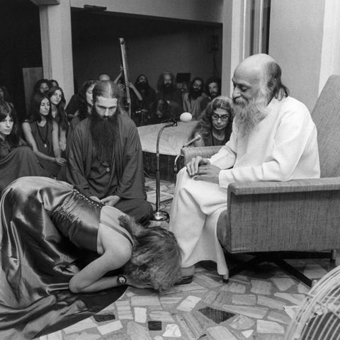 Sannyasins: Zu Gast beim Guru – das erlebten stern-Reporter 1980 bei Baghwhan in Poona