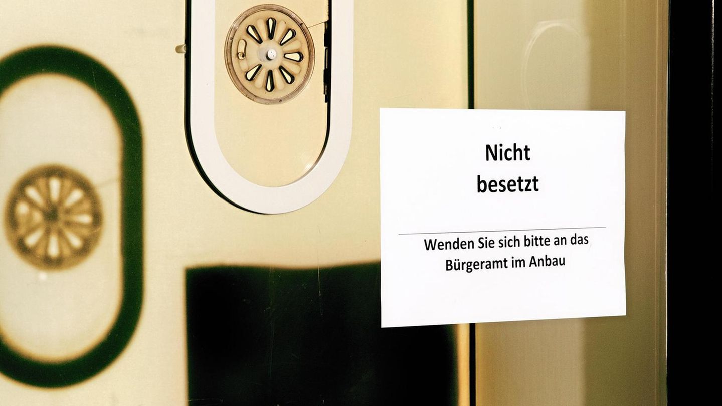 Reportage über den Mangel an Beamten