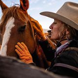 Caitlyn Taussig mit ihrem Pferd