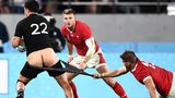 Tokio, Japan. Neuseeland ist im Welt-Rugby eigentlich die Nummer eins. Bei der Weltmeisterschaft aber ist die All Blacks genannte Mannschaft nur Dritter geworden -  nach einem harten Fight gegen Wales, bei dem jeder alles gegeben hat.