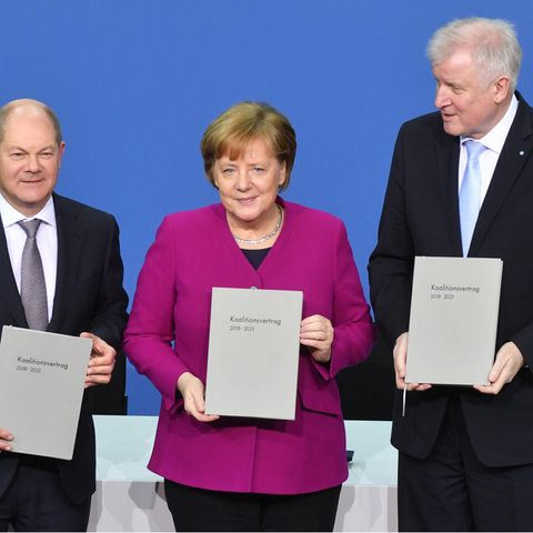 Zombie-Koalition: Merkel und die Untoten
