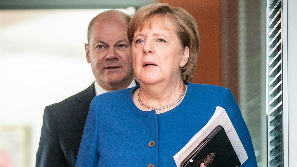 GroKo Scholz und Merkel