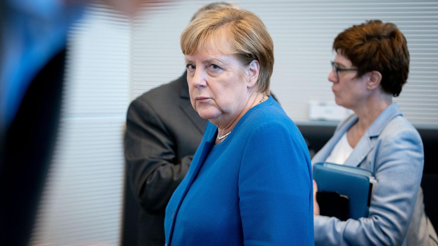 Kanzlerin Angela Merkel und CDU-Chefin Annegret Kramp-Karrenbauer