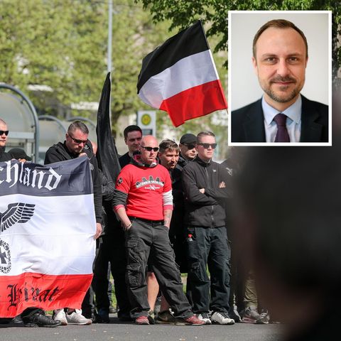 Recht bei einer Demo in Chemnitz; Terrorismusforscher Peter R. Neumann