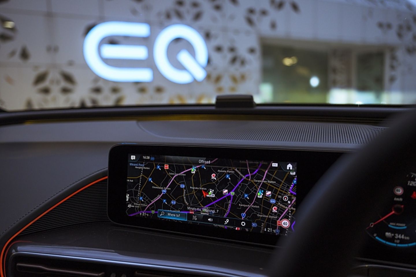 Mercedes EQC in Japan Mercedes EQC in Japan