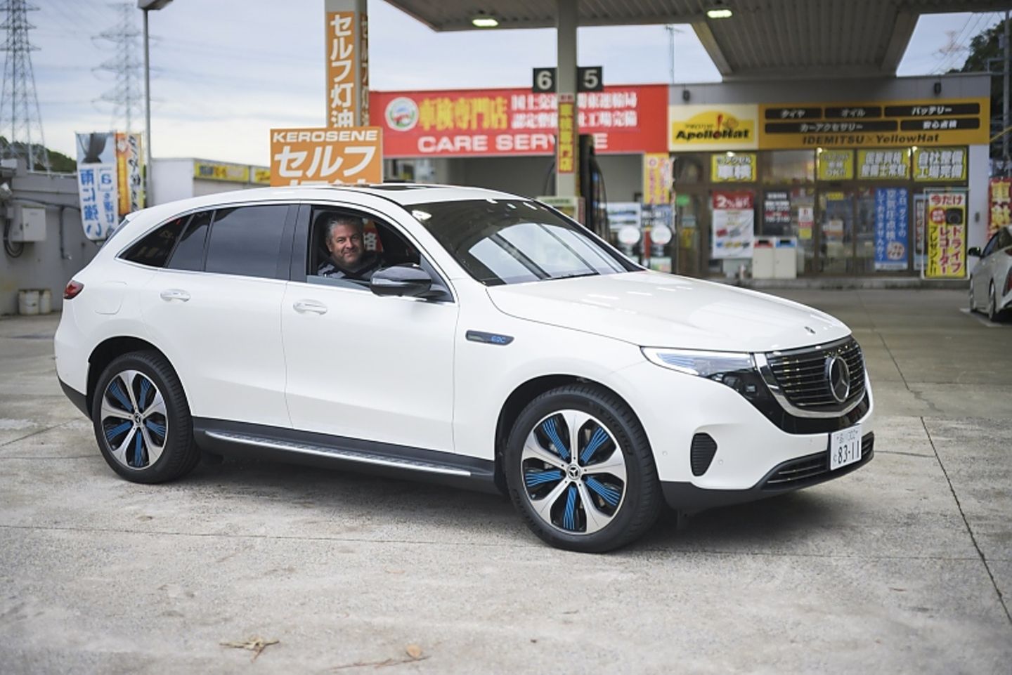 Mercedes EQC in Japan