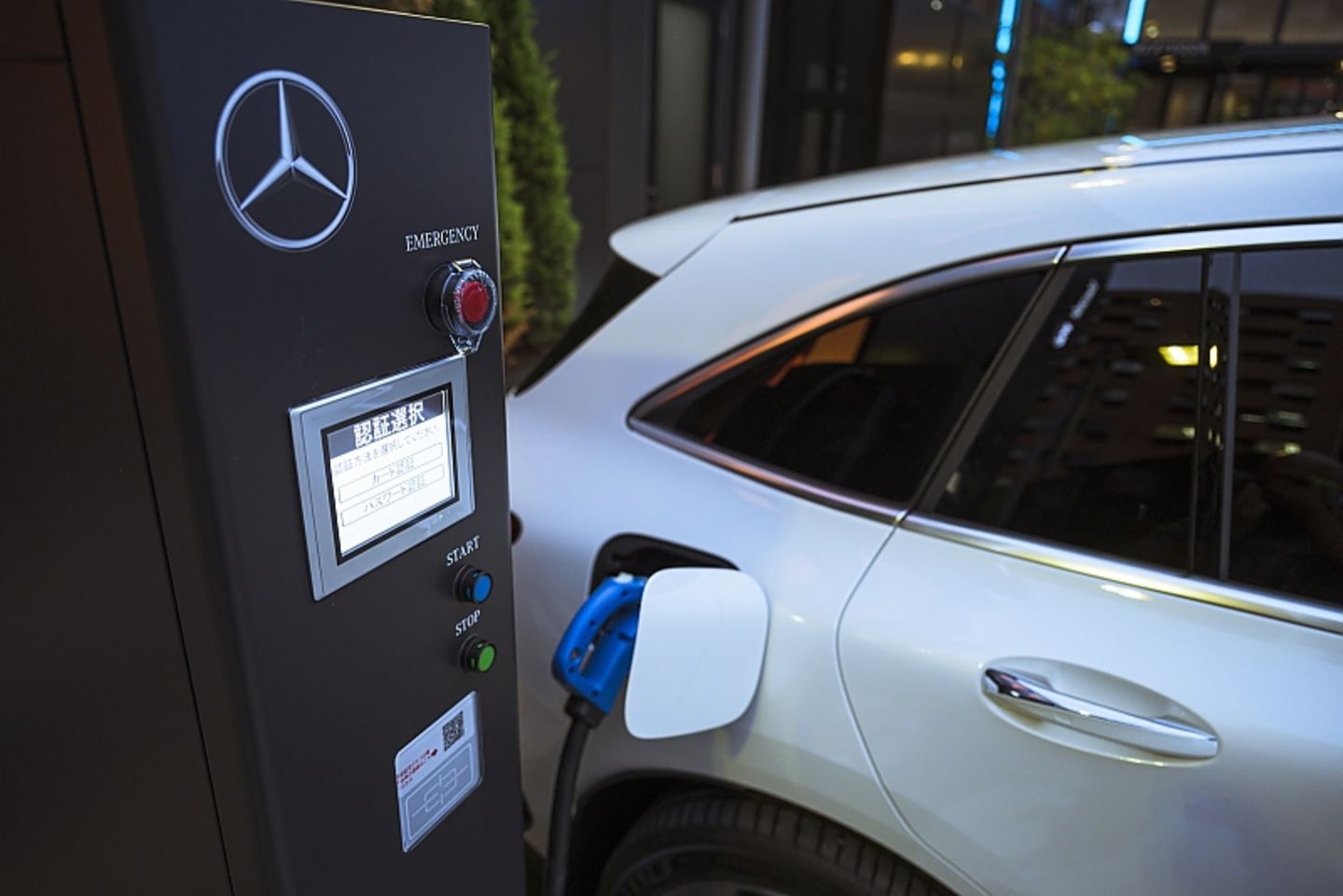 Mercedes EQC in Japan