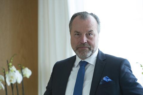 Clemens Tönnies hat sich in seiner dreimonatigen Abstinenz von Schalke 04 einen Bart wachsen lassen