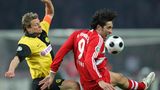 Bayern gewinnt dank Luca Toni  Im ersten Endspiel zwischen FCB und BVB markierte der unvergessene Luca Toni am 19. April 2008 in der Verlängerung seinen zweiten Treffer zum 2:1-Sieg der Bayern. Wenig später trennte sich der BVB von Coach Thomas Doll und verpflichtete Jürgen Klopp.