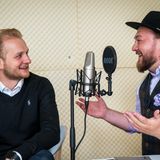 Und einen Podcast machen die beiden auch noch. Dort sprechen sie - natürlich - über Cocktails und Drinks.