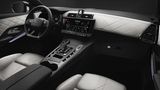 Das Interieur versucht Design-Akzente zu setzen