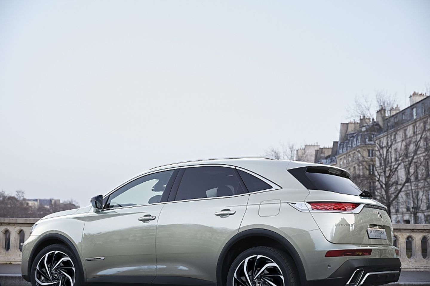 Der DS Crossback E-Tense ist 4,57 Meter lang