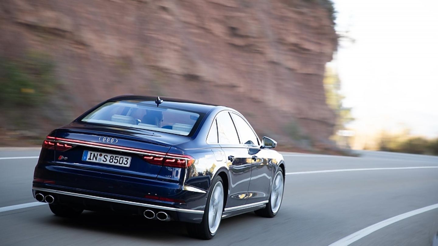 Fahrbericht: Audi S8: Sportlicher Luxus | STERN.de