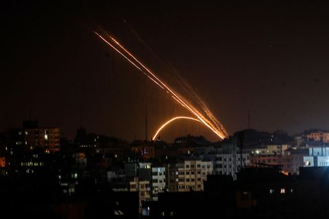 Raketen werden aus dem Gazastreifen in Richtung Israel abgefeuert