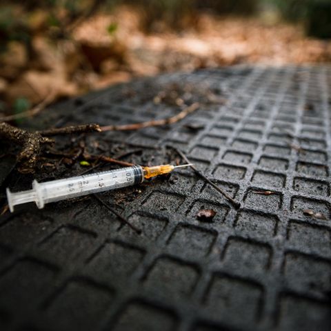 In Gelsenkirchen hat ein Unbekannter einer 13-Jährigen eine unbekannte Substanz gespritzt (Symbolbild)