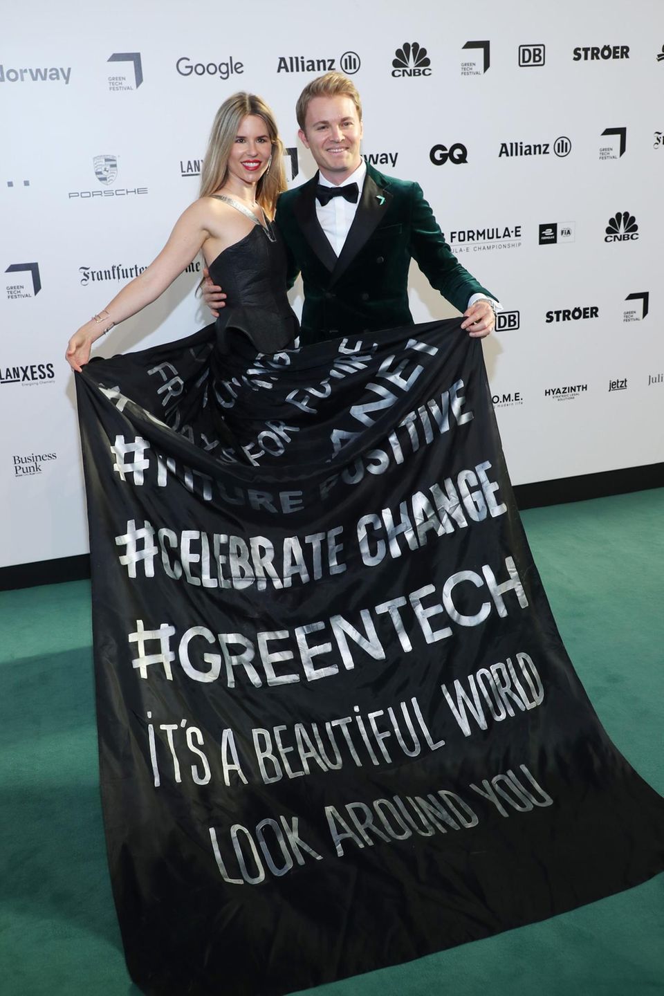 Nico Rosberg und Ehefrau Vivian Sibold Nico Rosberg und Ehefrau Vivian Sibold