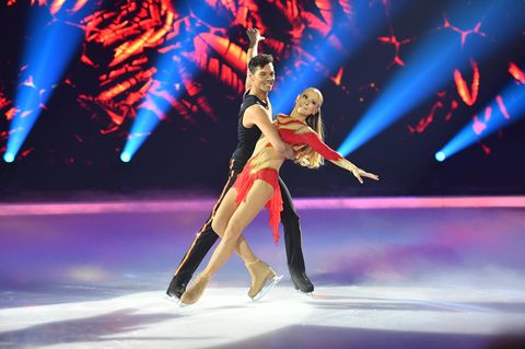 Dancing on Ice: Jenny Elvers mit Tanzpartner Jamal Othman