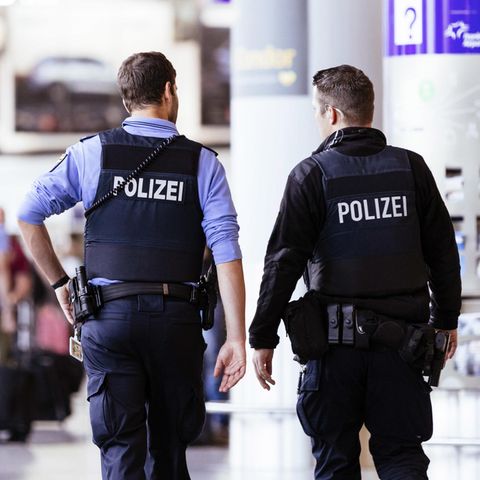 Zwei IS-Frauen in Frankfurt gelandet – nach Abschiebung aus Türkei