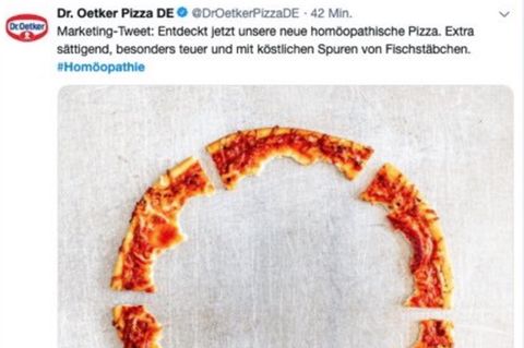Der Originaltweet von Dr. Oetker. Text mit einem Bild von Pizza, die bis auf den Rand gegessen wurde