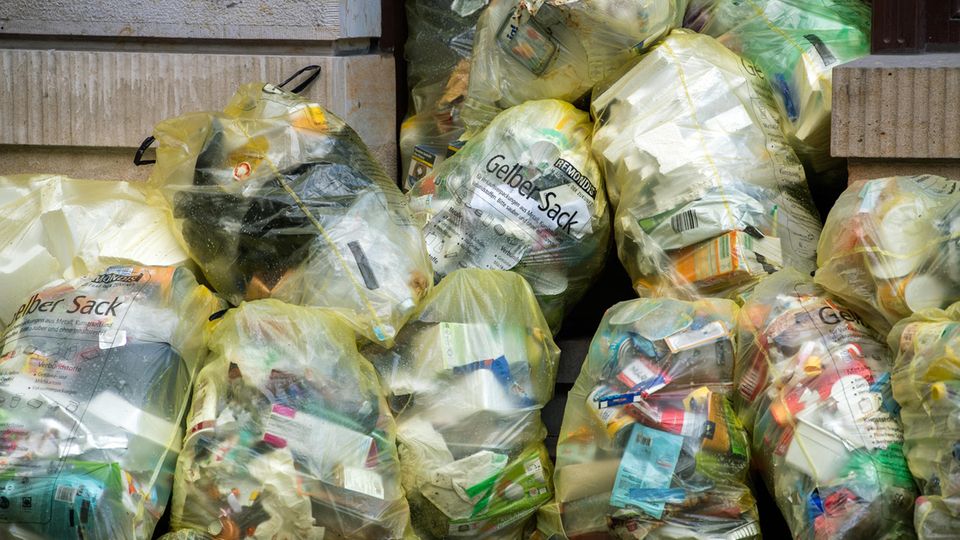 Verpackungsmüll auf neuem Rekordhoch: 5 Tipps, wie Sie Müll vermeiden Verpackungsmüll auf neuem Rekordhoch: 5 Tipps, wie Sie Müll vermeiden