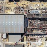 Die Halle des Reaktors wird eine Höhe von 73 Metern erreichen.