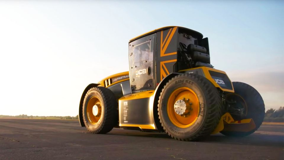 Fastrac: Das ist der schnellste Traktor der Welt Fastrac: Das ist der schnellste Traktor der Welt