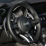 Das Lenkrad hat neue Bedienelemente